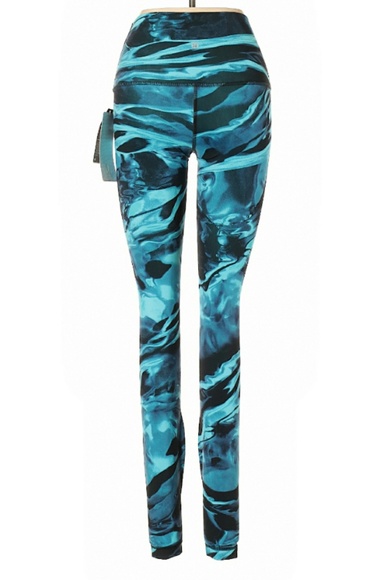 NWT Lululemon Outfit~ Lot of 2 pcs. Wunder Under - Picture 2 of 8